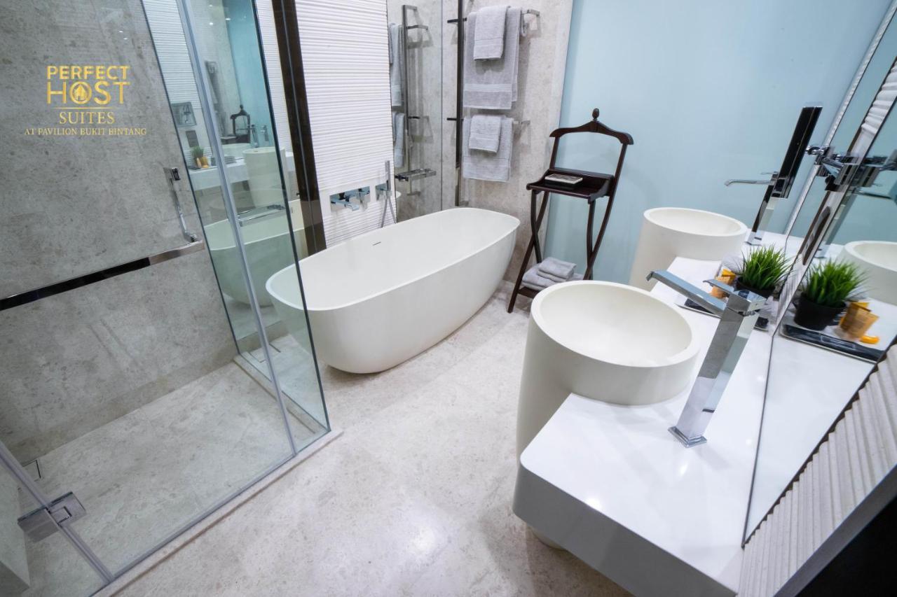 Ph Suites At Pavilion Bukit Bintang Kuala Lumpur Eksteriør billede Bathroom